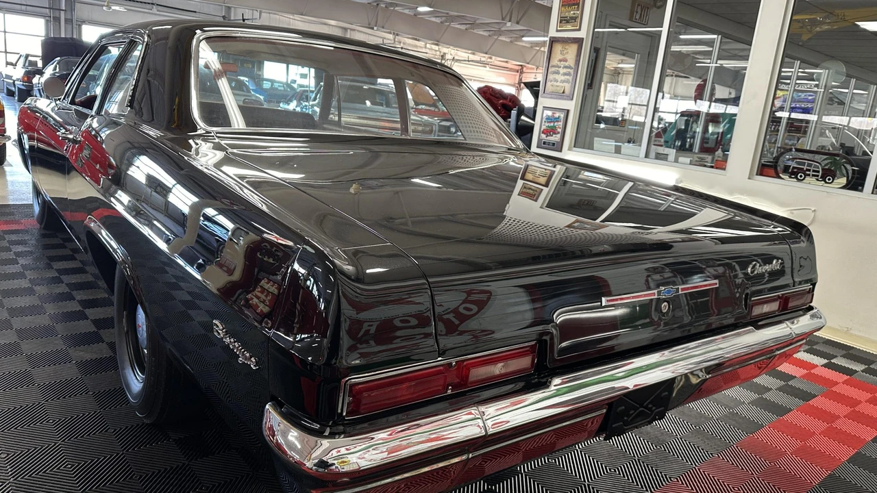 1966 Chevrolet Biscayne - Image 14 of 31