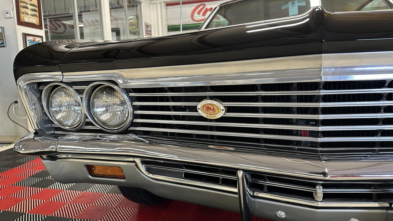 1966 Chevrolet Biscayne - Image 26 of 31