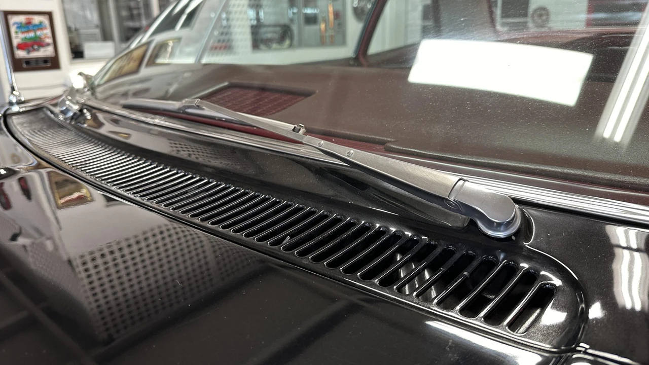 1966 Chevrolet Biscayne - Image 25 of 31
