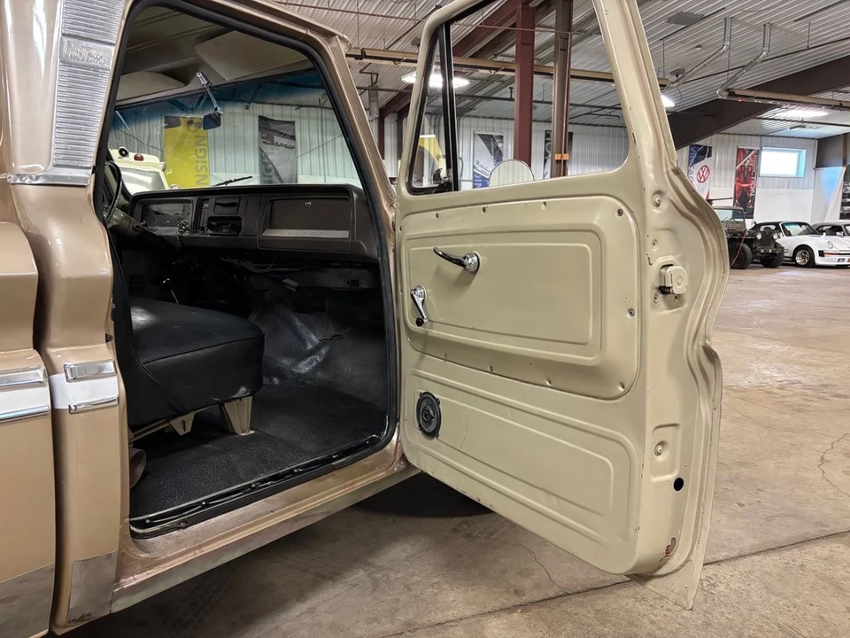 1966 Chevrolet C/K 1st Gen - Image 22 of 31