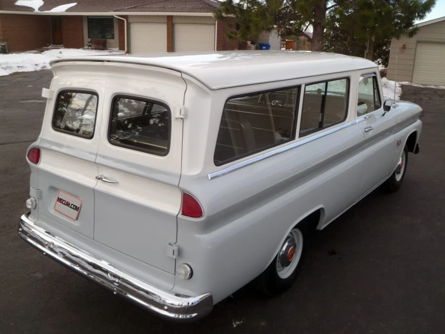 1966 Chevrolet Suburban 5th Gen - Image 2 of 10