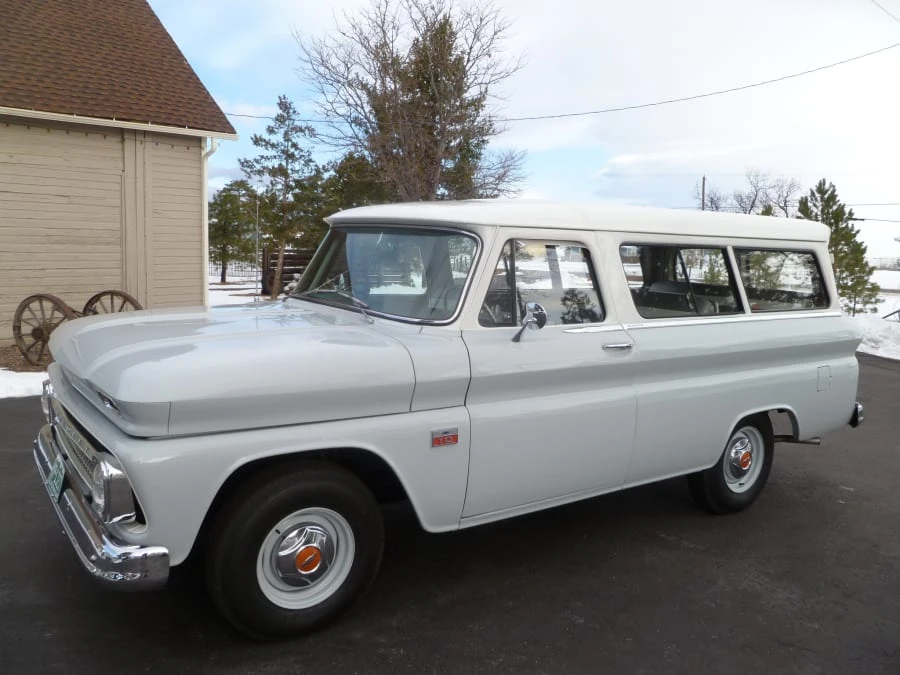 1966 Chevrolet Suburban 5th Gen - Image 10 of 10