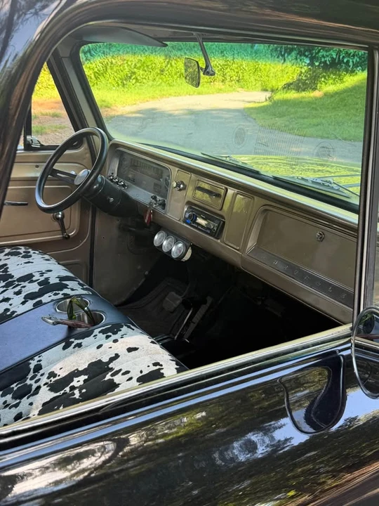 1966 Chevrolet C/K 1st Gen - Image 6 of 11