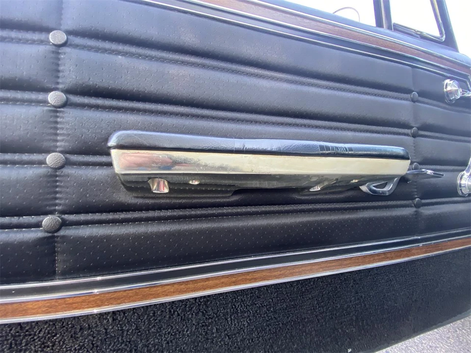 1966 Chevrolet Caprice - Image 15 of 31