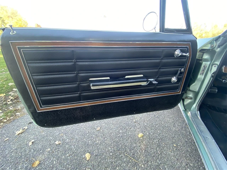 1966 Chevrolet Caprice - Image 17 of 31