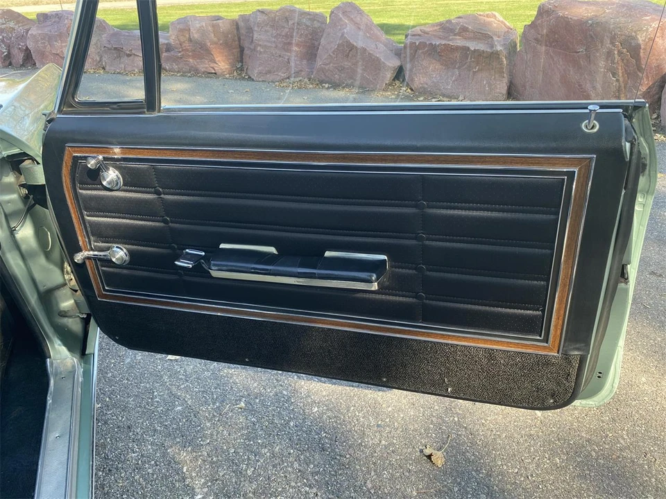 1966 Chevrolet Caprice - Image 24 of 31