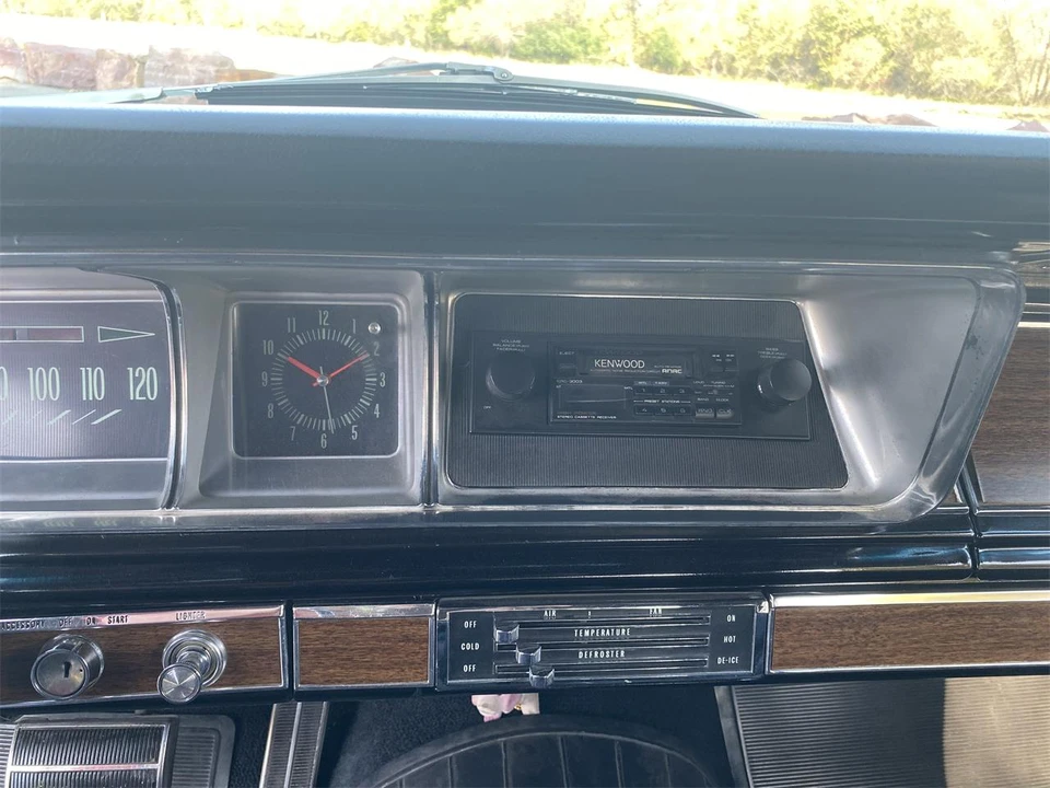 1966 Chevrolet Caprice - Image 25 of 31