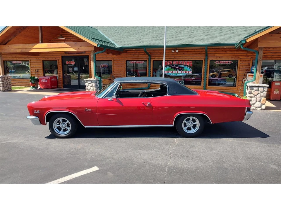 1966 Chevrolet Caprice - Image 10 of 31