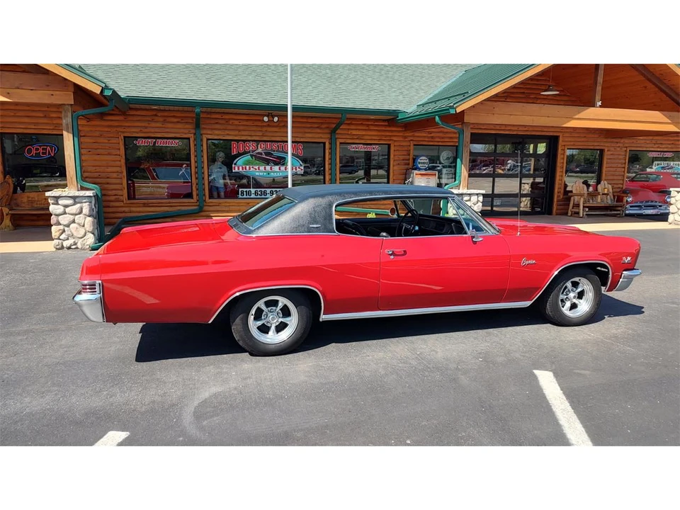 1966 Chevrolet Caprice - Image 24 of 31
