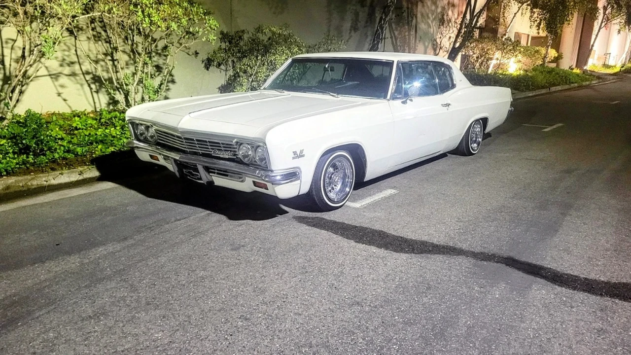 1966 Chevrolet Caprice - Image 10 of 10