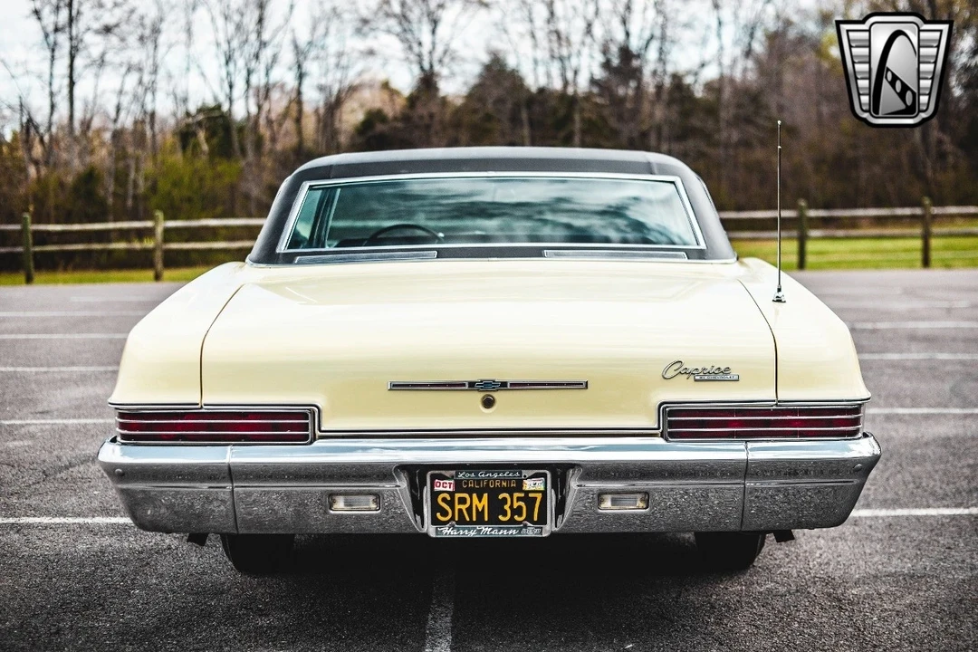 1966 Chevrolet Caprice - Image 8 of 21