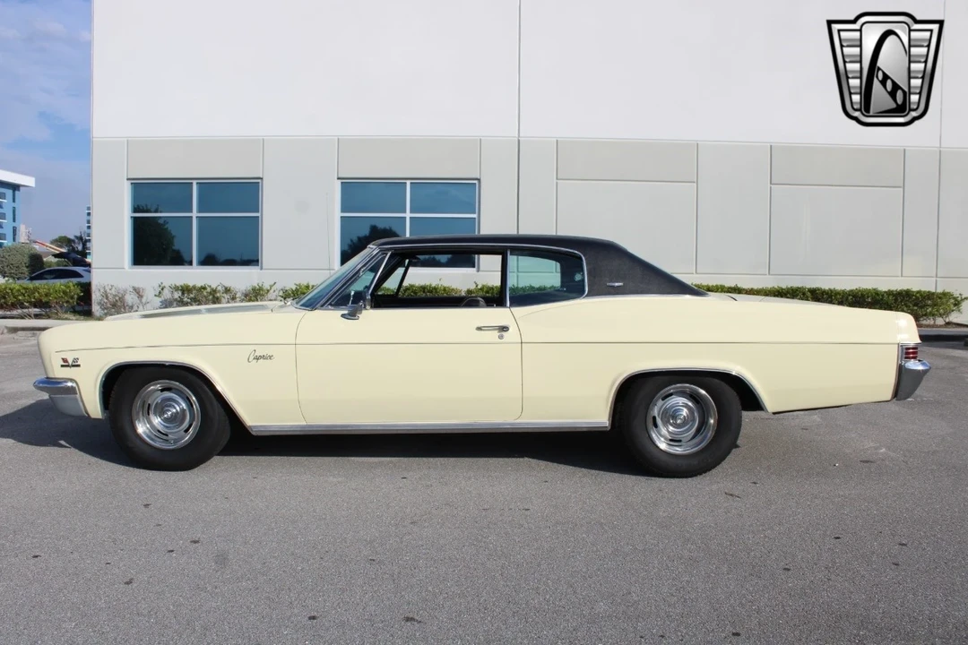 1966 Chevrolet Caprice - Image 4 of 12