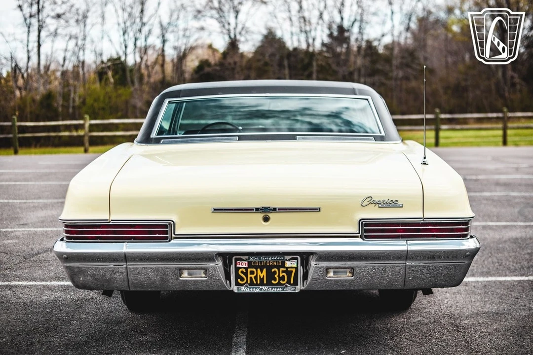 1966 Chevrolet Caprice - Image 15 of 21