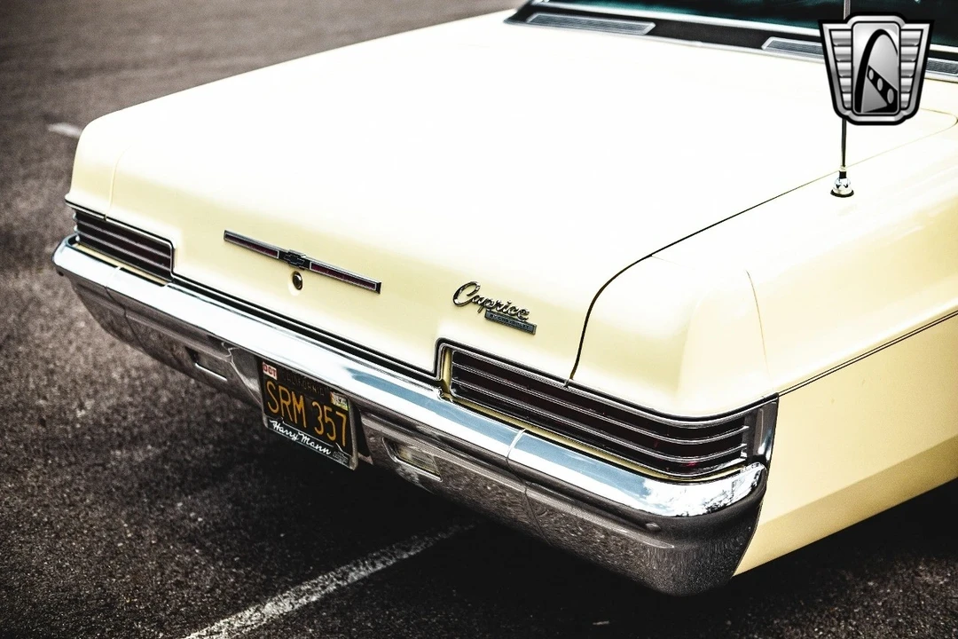 1966 Chevrolet Caprice - Image 16 of 21