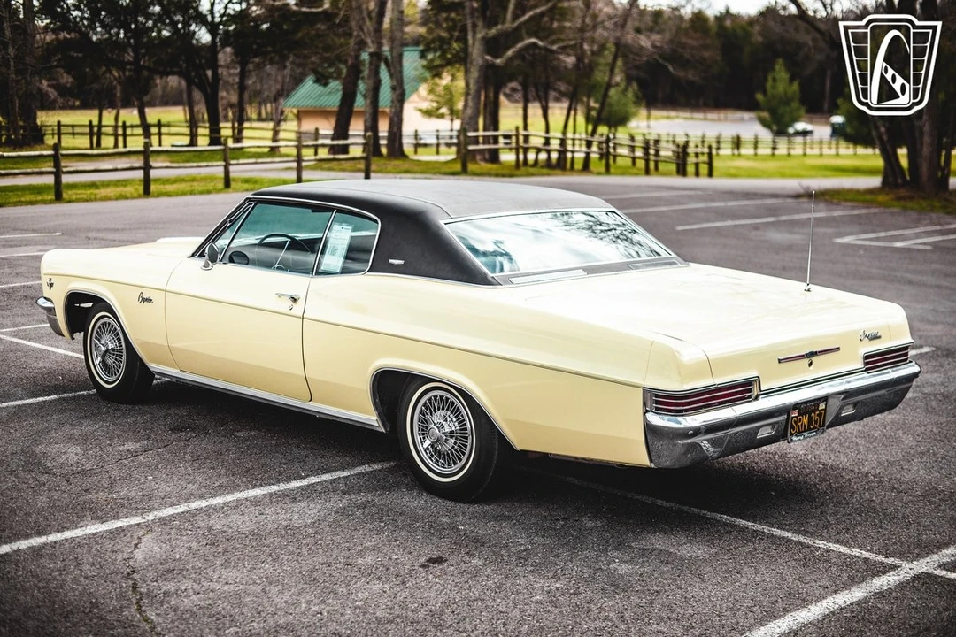1966 Chevrolet Caprice - Image 10 of 12