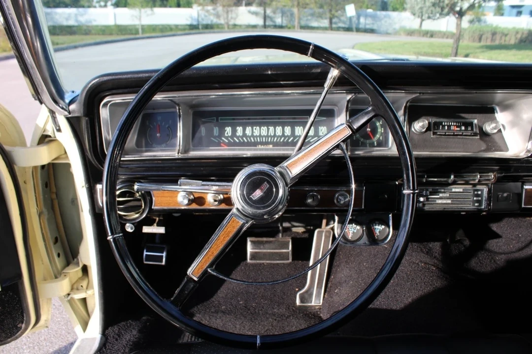 1966 Chevrolet Caprice - Image 17 of 21