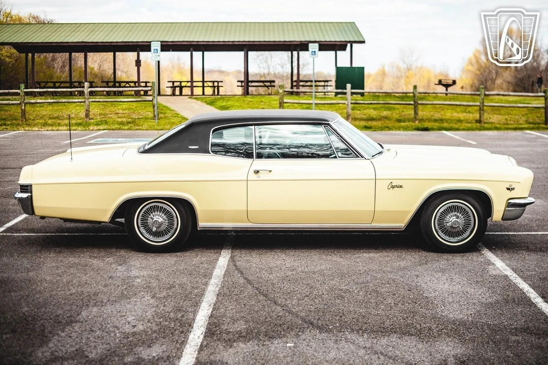 1966 Chevrolet Caprice - Image 20 of 21