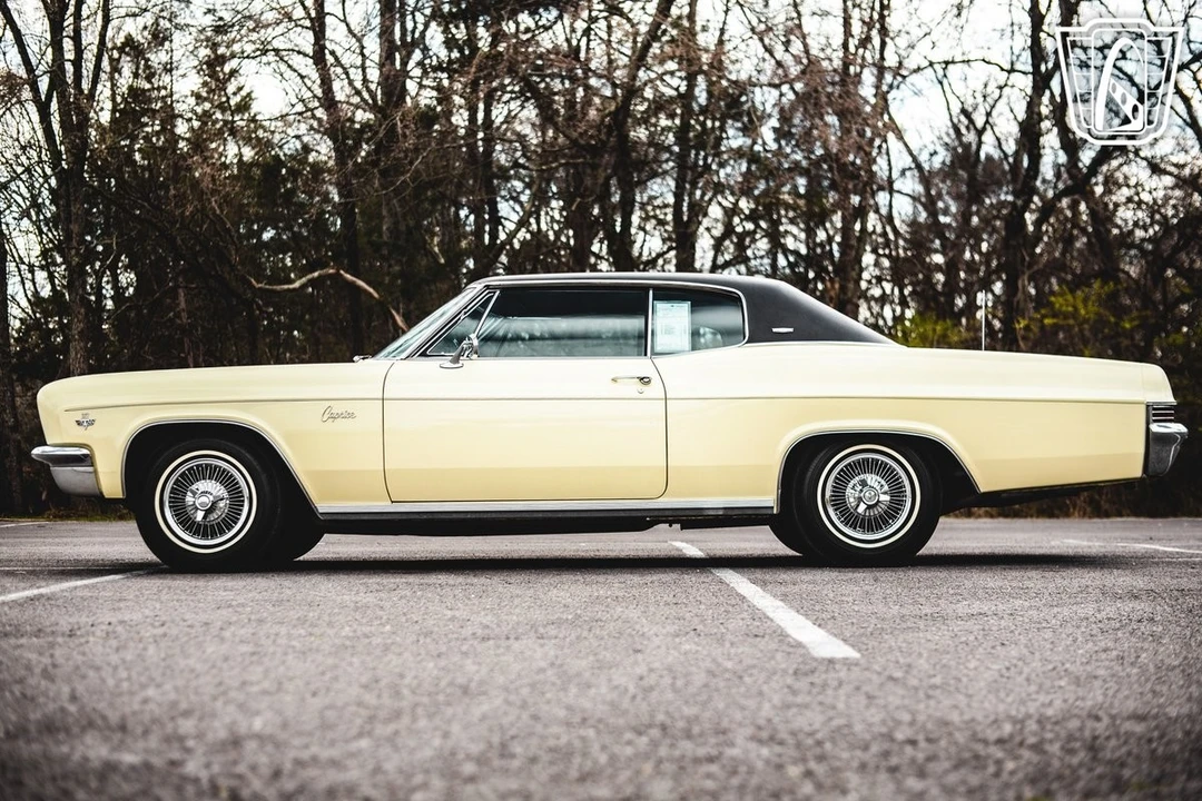 1966 Chevrolet Caprice - Image 10 of 12