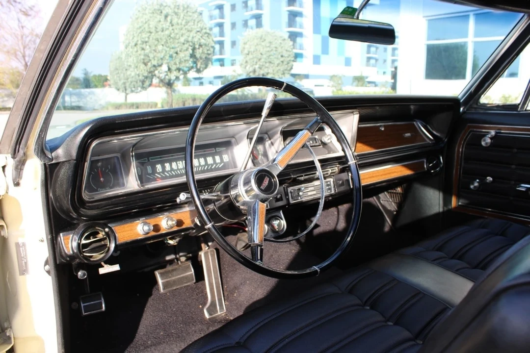 1966 Chevrolet Caprice - Image 16 of 21