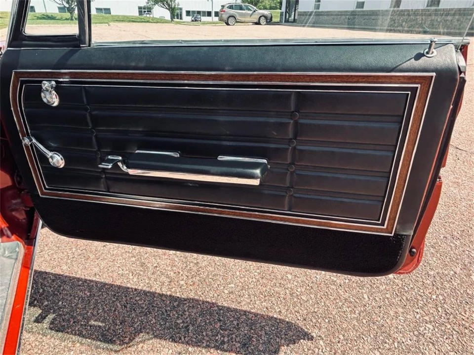 1966 Chevrolet Caprice - Image 19 of 31