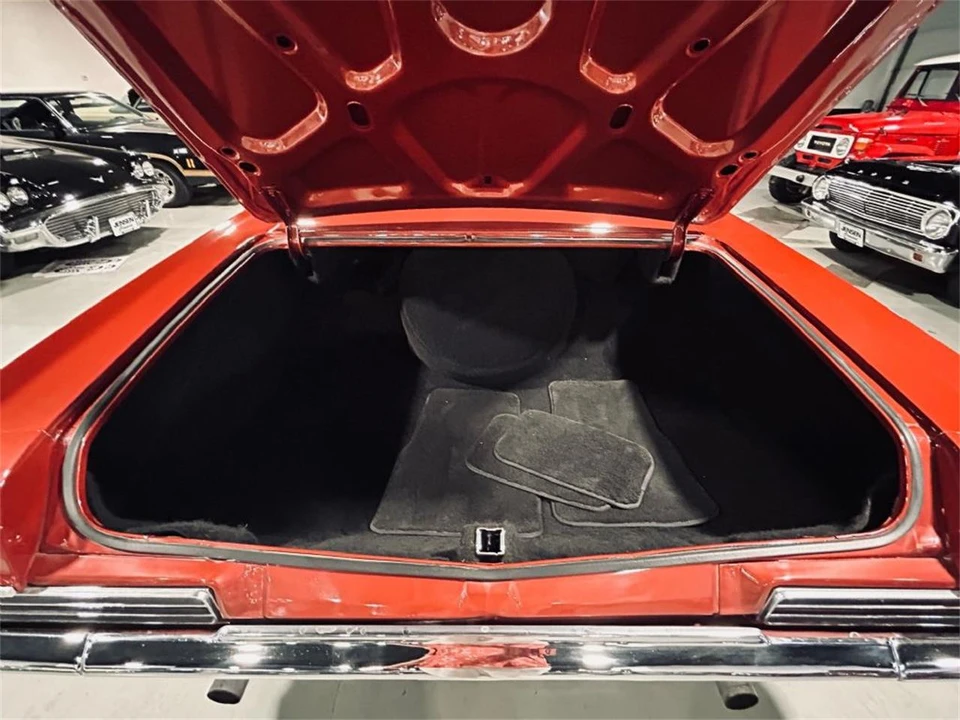 1966 Chevrolet Caprice - Image 25 of 31