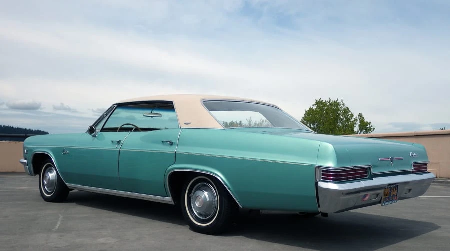 1966 Chevrolet Caprice - Image 11 of 12