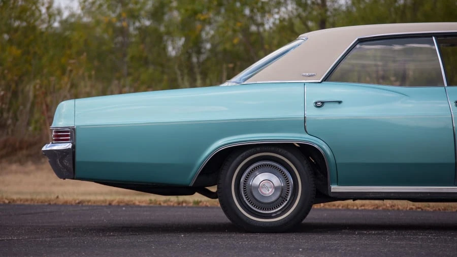 1966 Chevrolet Caprice - Image 16 of 20