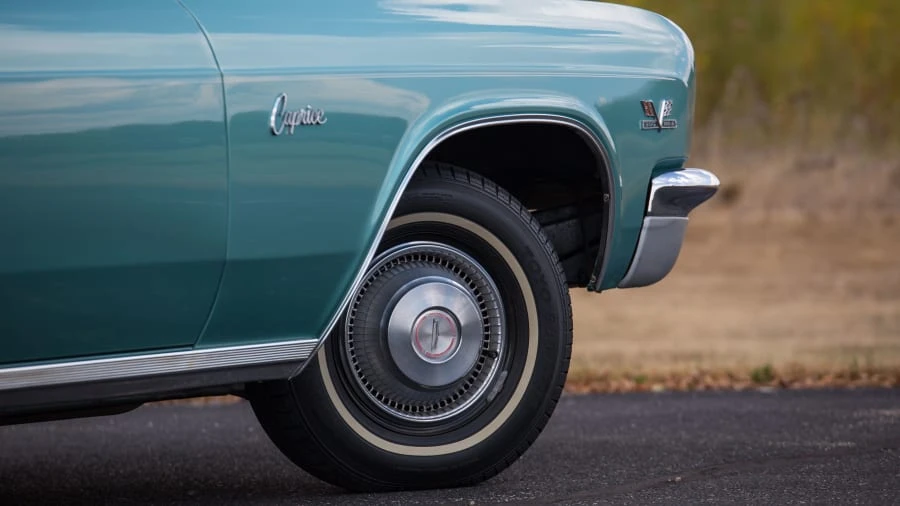 1966 Chevrolet Caprice - Image 17 of 20