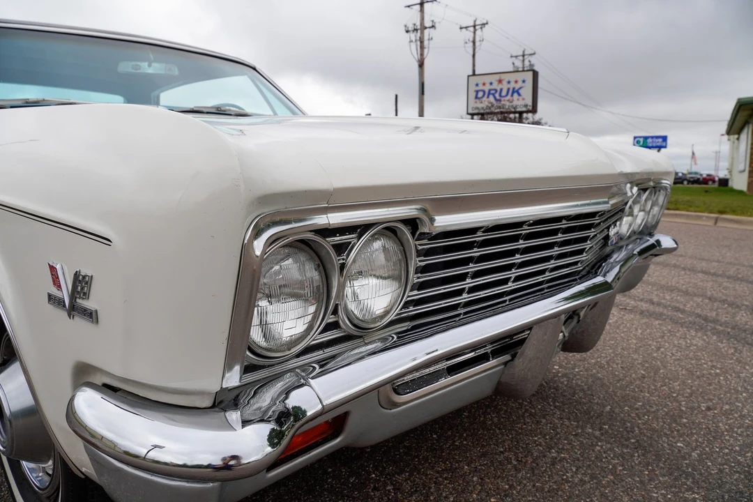 1966 Chevrolet Caprice - Image 28 of 31