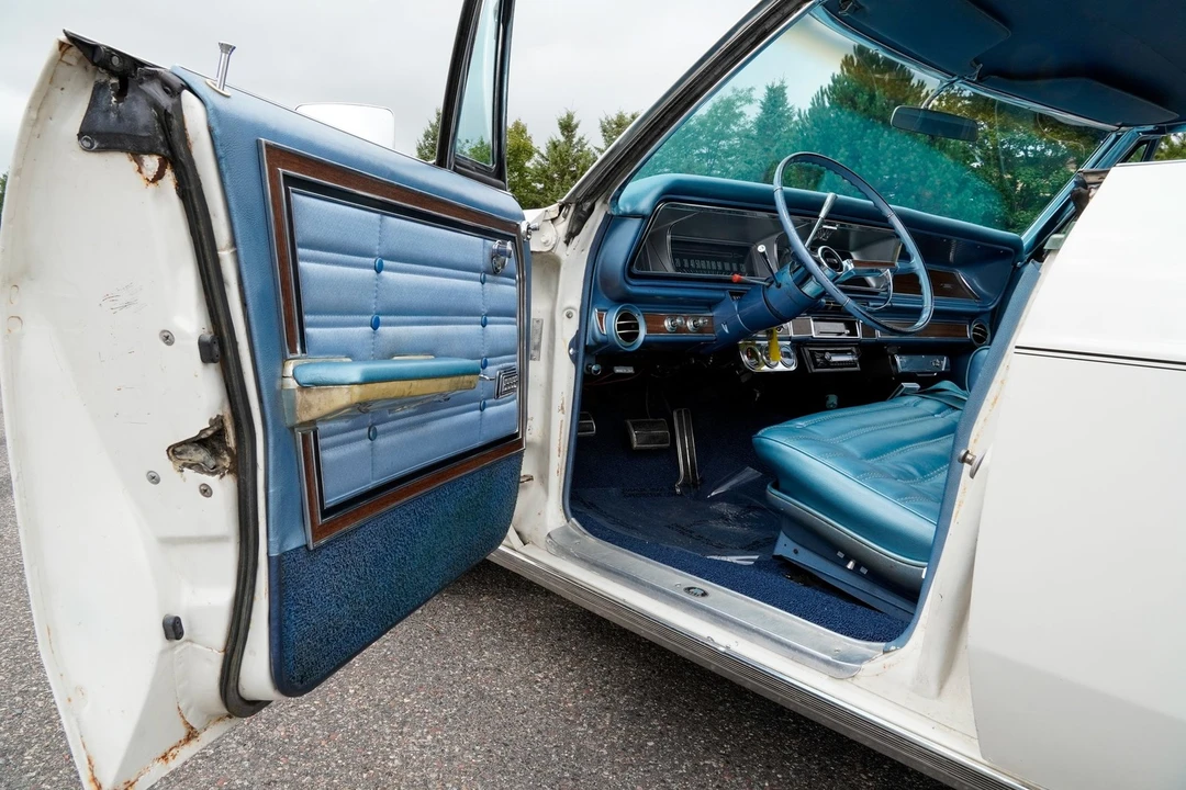 1966 Chevrolet Caprice - Image 10 of 31