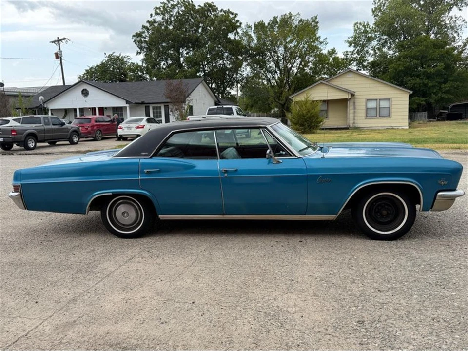 1966 Chevrolet Caprice - Image 6 of 31
