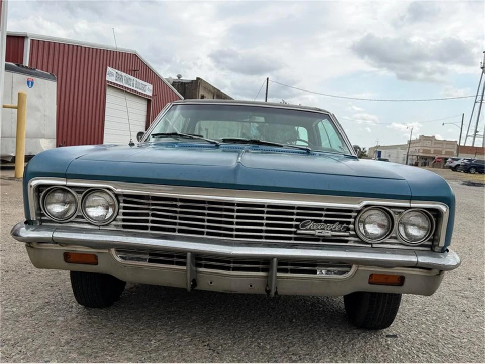 1966 Chevrolet Caprice - Image 28 of 31