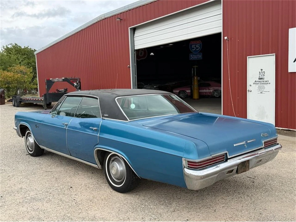 1966 Chevrolet Caprice - Image 4 of 31