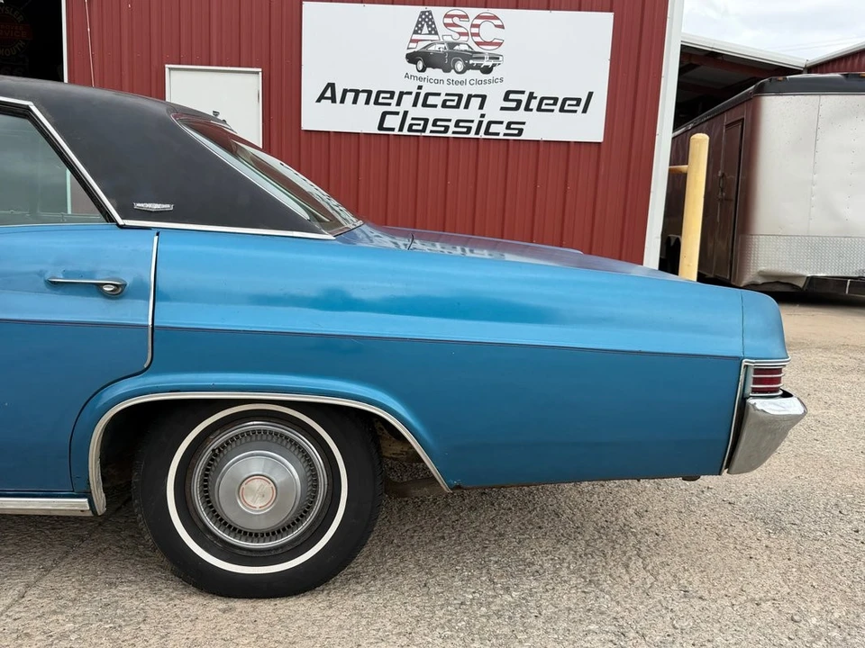 1966 Chevrolet Caprice - Image 27 of 31