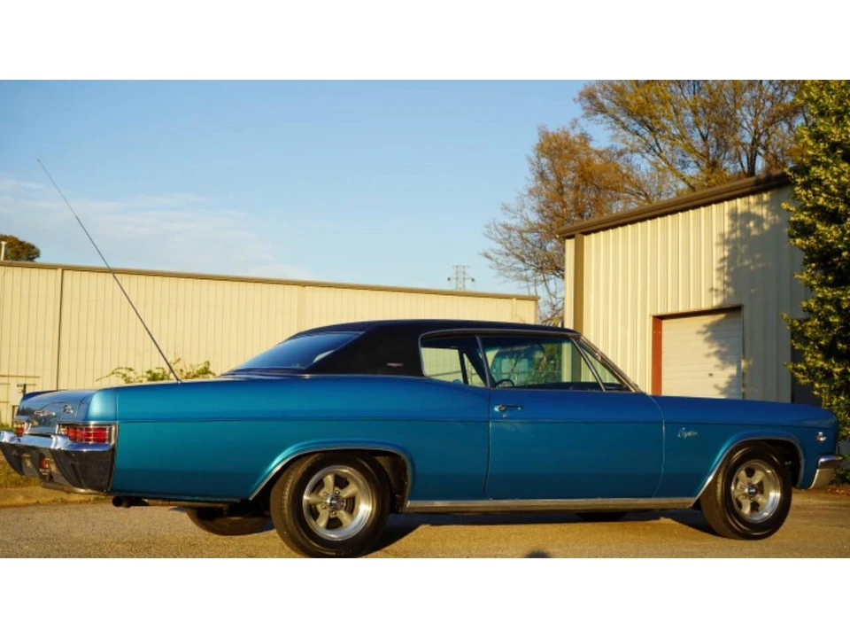 1966 Chevrolet Caprice - Image 30 of 31