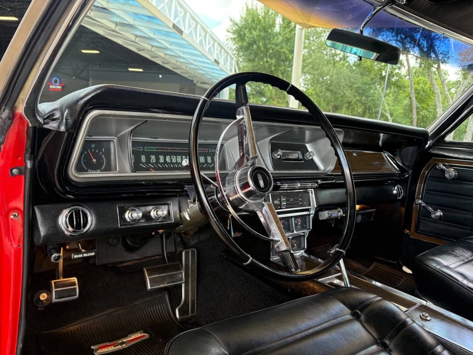 1966 Chevrolet Caprice - Image 24 of 31