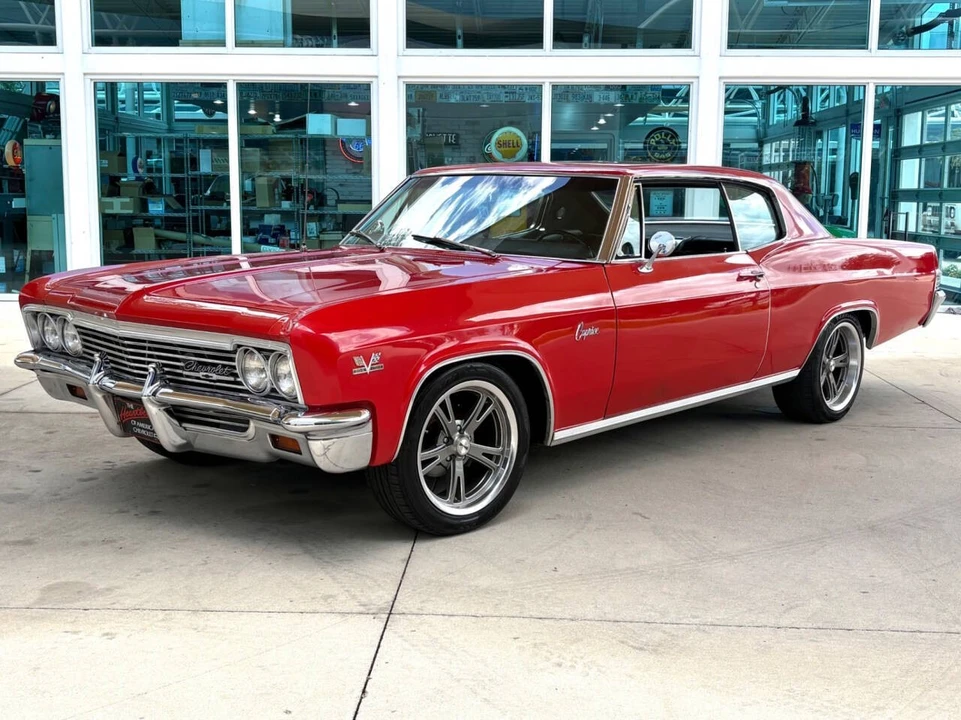 1966 Chevrolet Caprice - Image 12 of 31