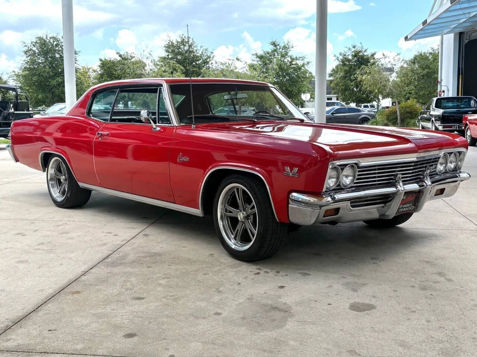 1966 Chevrolet Caprice - Image 4 of 31
