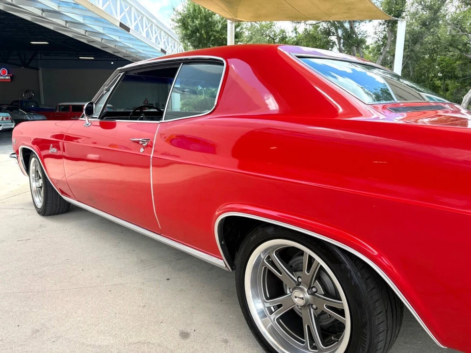 1966 Chevrolet Caprice - Image 15 of 31