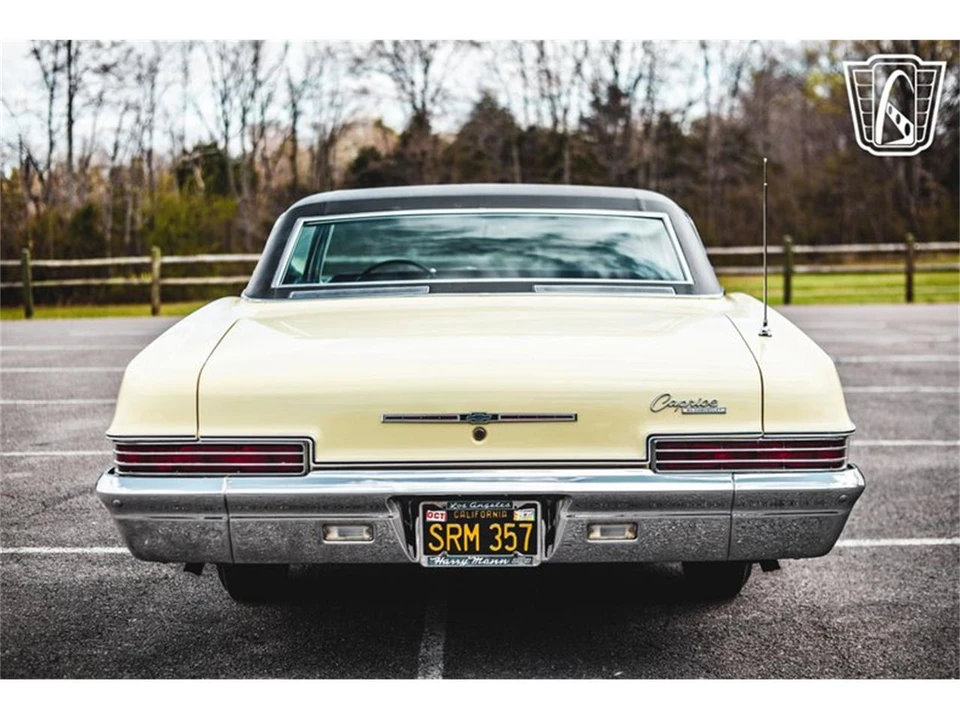1966 Chevrolet Caprice - Image 13 of 31