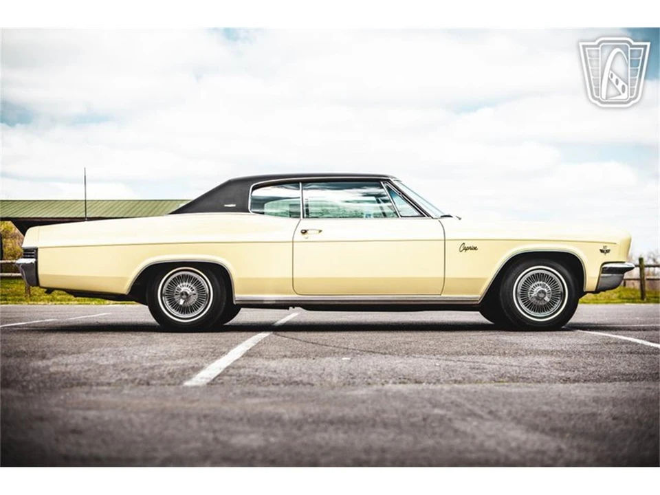 1966 Chevrolet Caprice - Image 20 of 31
