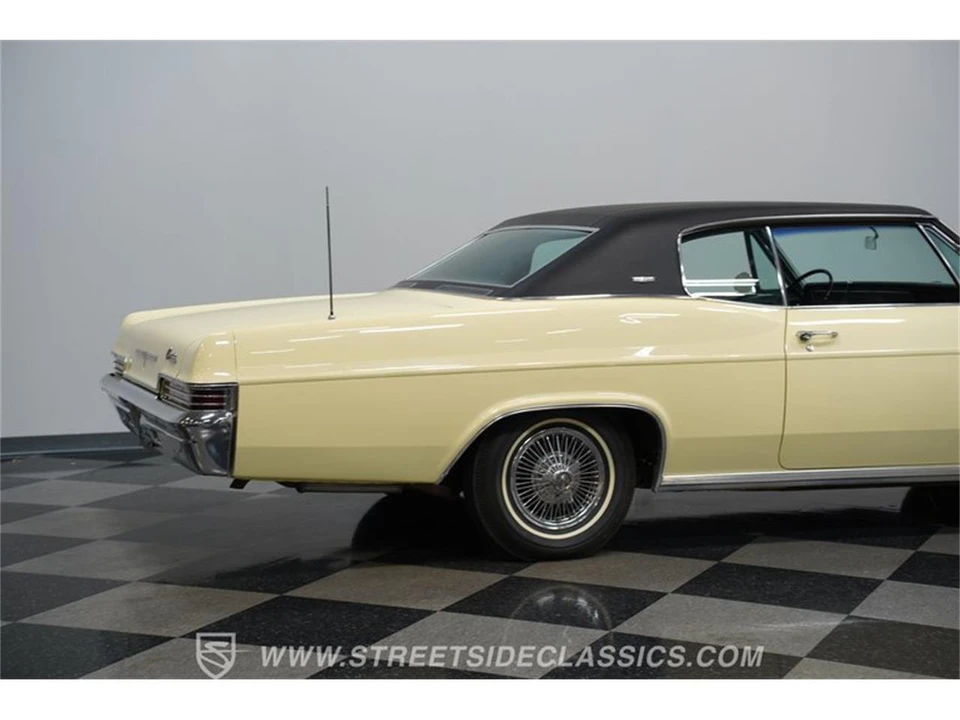 1966 Chevrolet Caprice - Image 24 of 31
