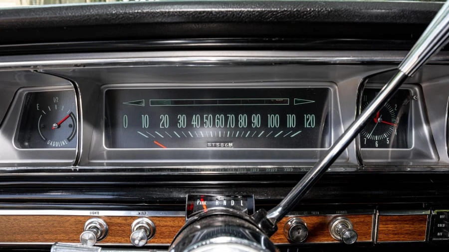 1966 Chevrolet Caprice - Image 15 of 24