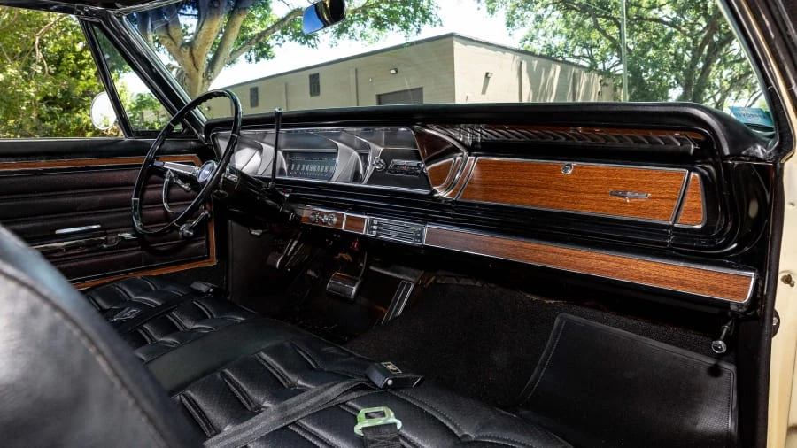 1966 Chevrolet Caprice - Image 5 of 24