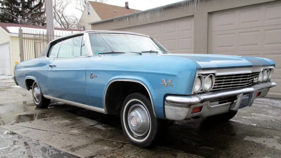 1966 Chevrolet Caprice - Image 11 of 12