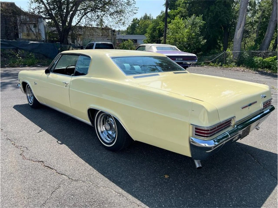 1966 Chevrolet Caprice - Image 9 of 31