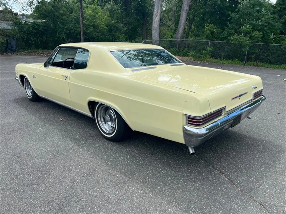 1966 Chevrolet Caprice - Image 30 of 31
