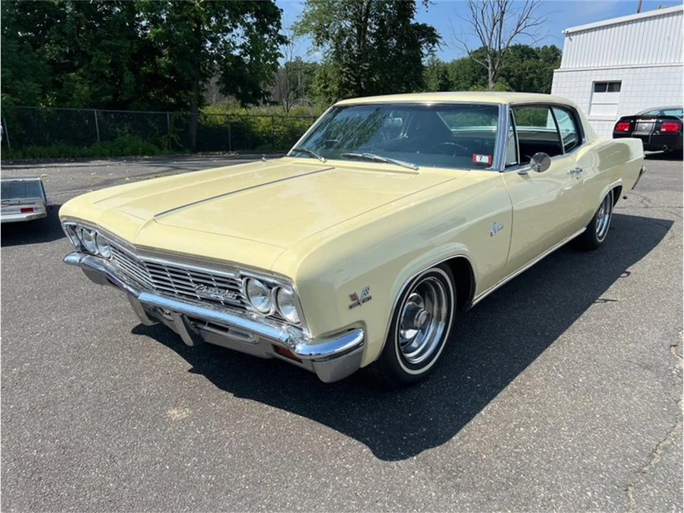 1966 Chevrolet Caprice - Image 2 of 31
