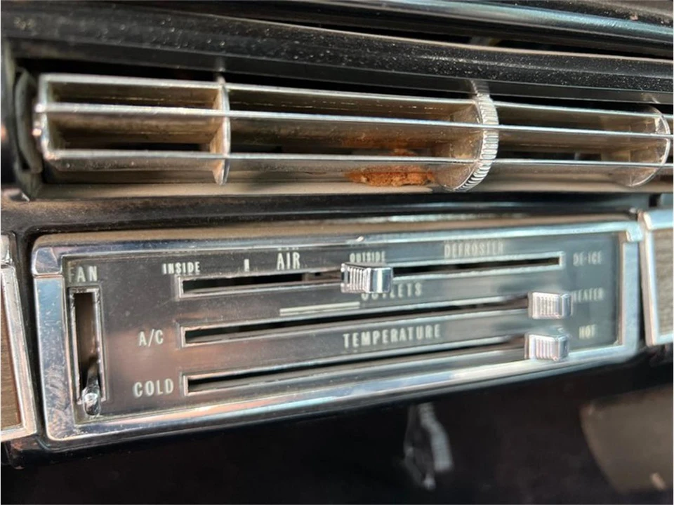1966 Chevrolet Caprice - Image 17 of 31