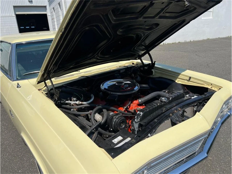 1966 Chevrolet Caprice - Image 25 of 31